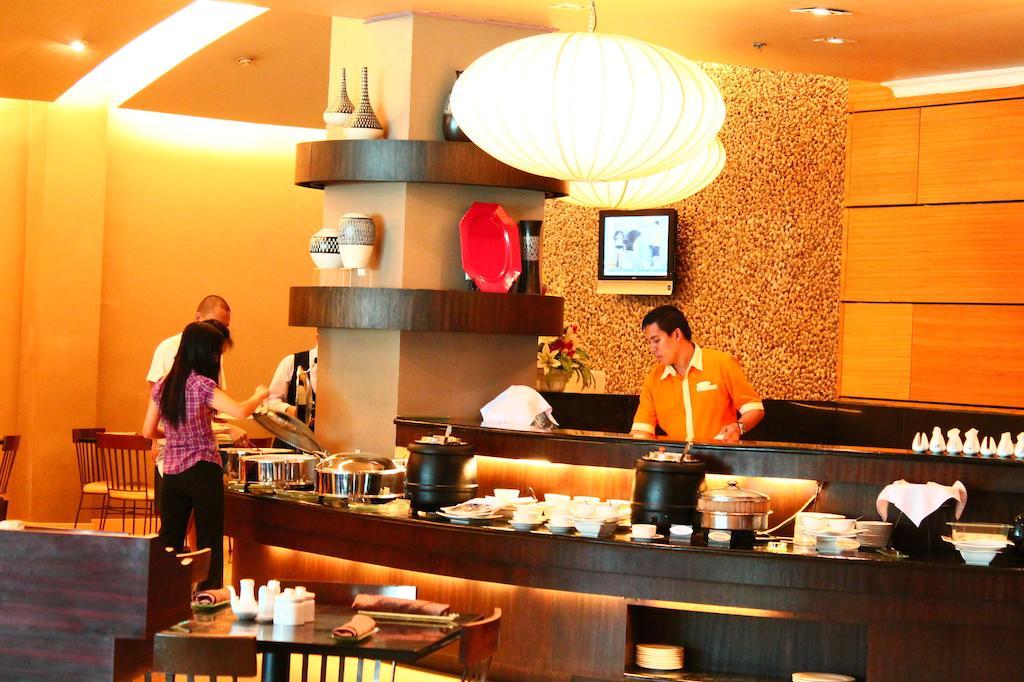Iloilo Business Hotel Zewnętrze zdjęcie