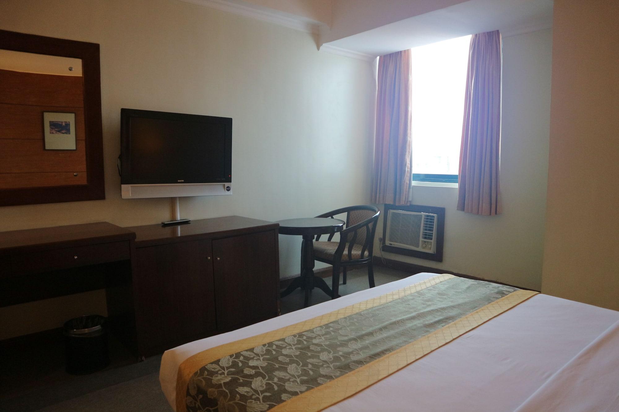 Iloilo Business Hotel Zewnętrze zdjęcie