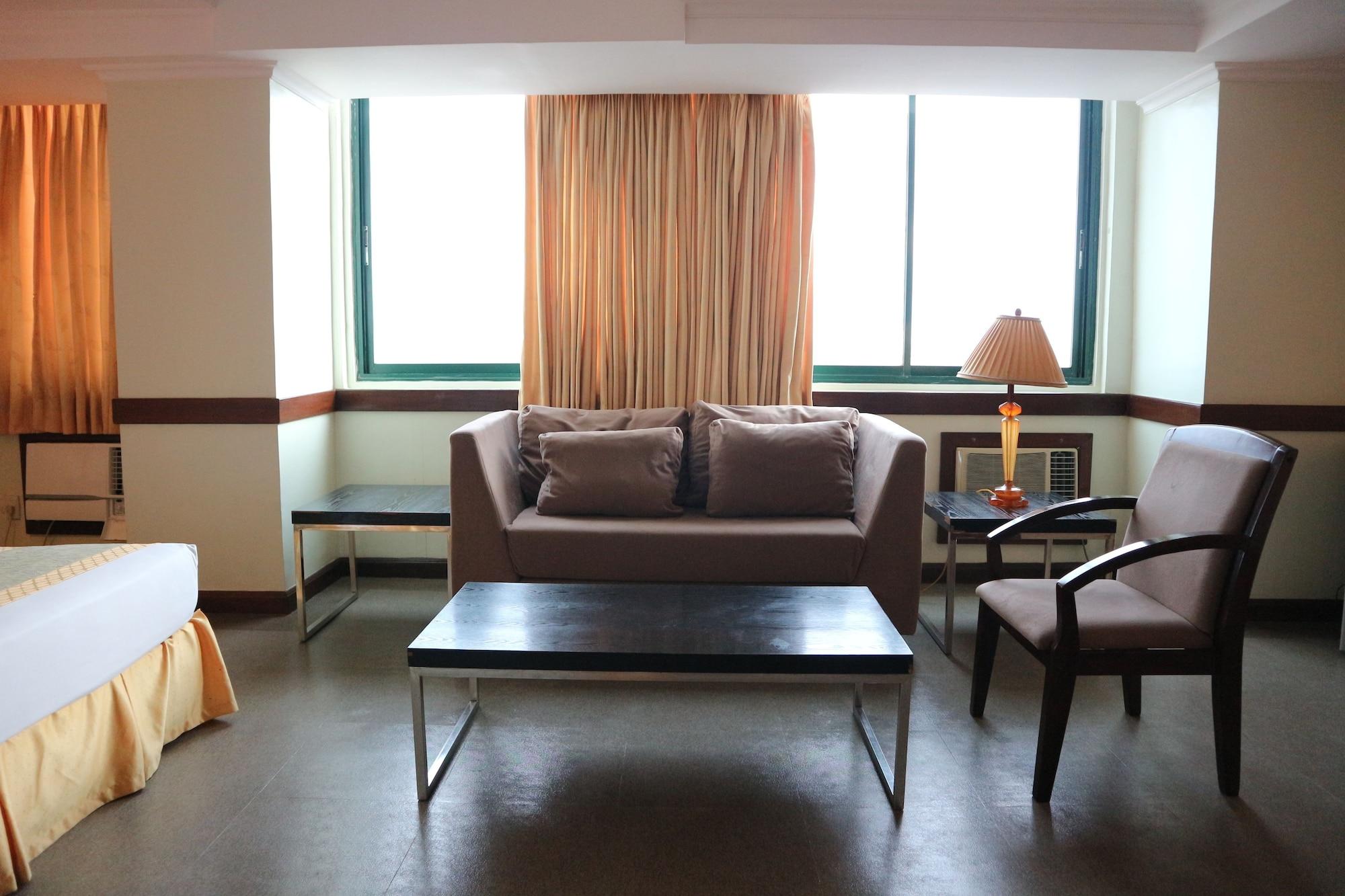 Iloilo Business Hotel Zewnętrze zdjęcie