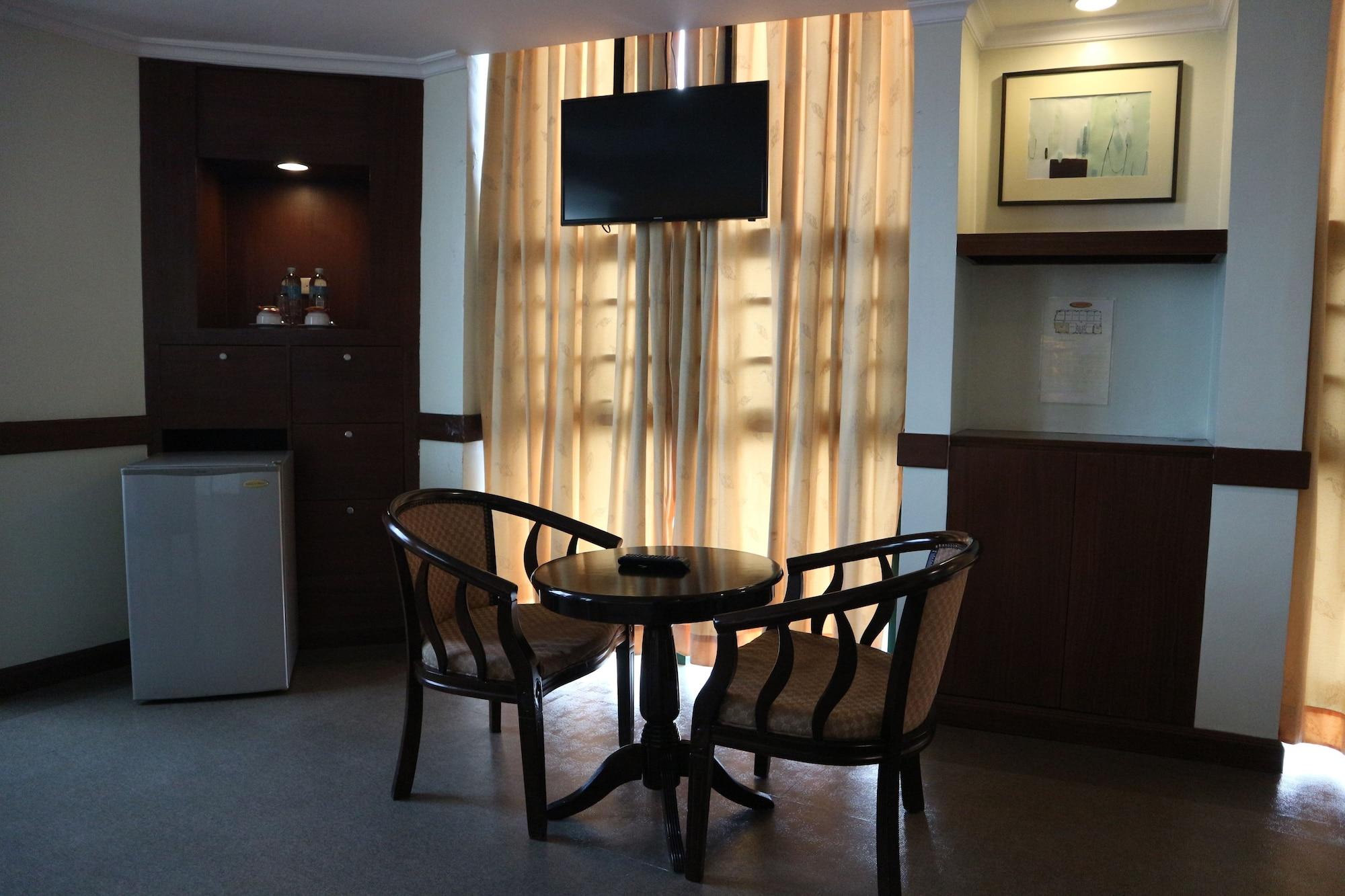 Iloilo Business Hotel Zewnętrze zdjęcie