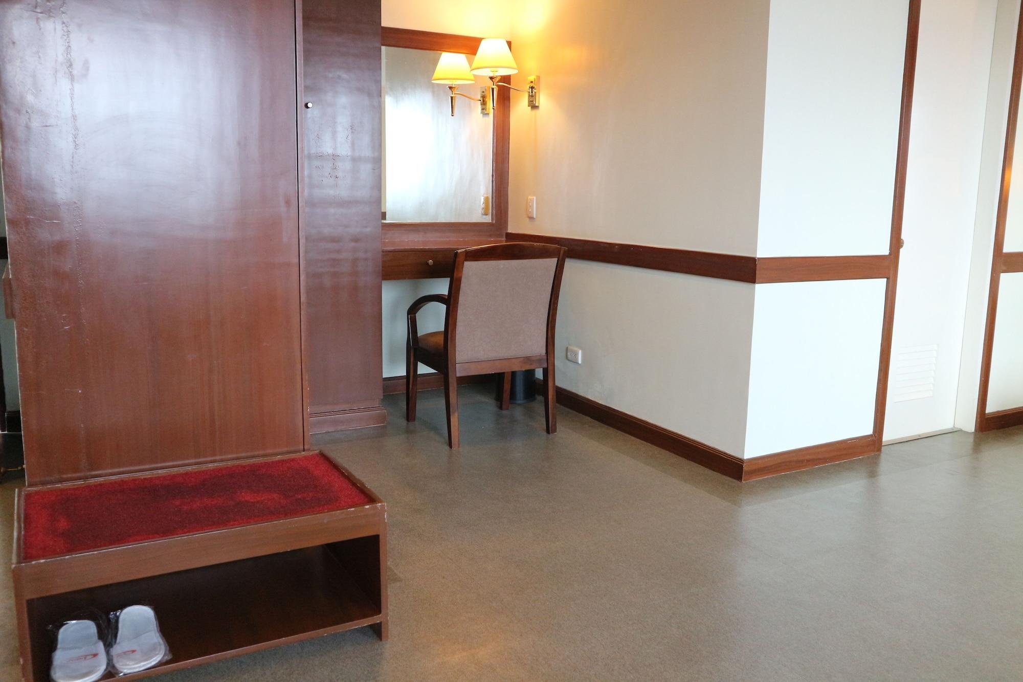 Iloilo Business Hotel Zewnętrze zdjęcie