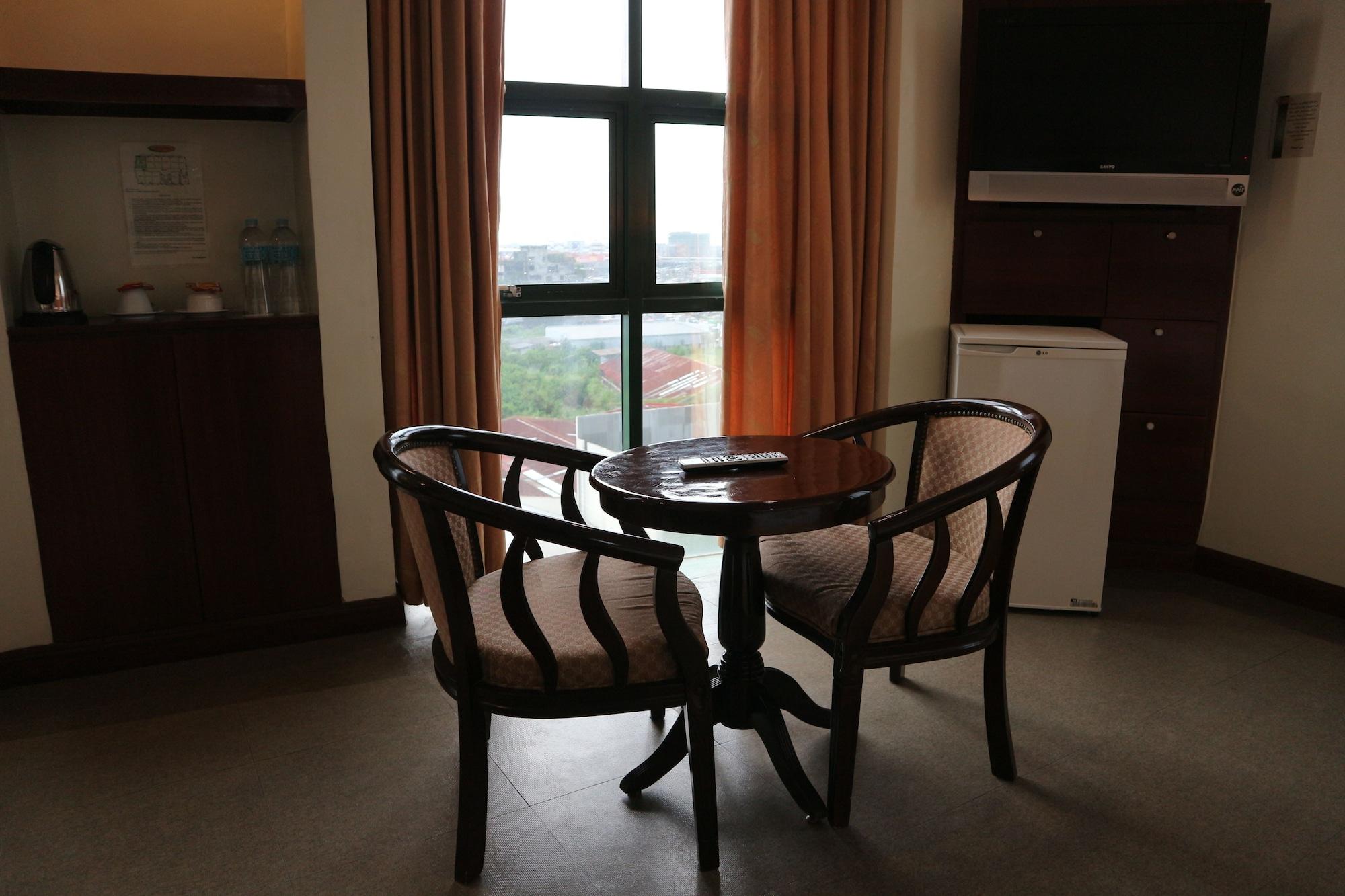 Iloilo Business Hotel Zewnętrze zdjęcie