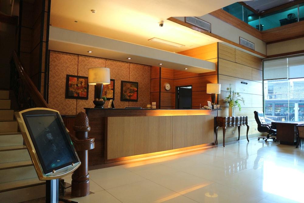 Iloilo Business Hotel Zewnętrze zdjęcie