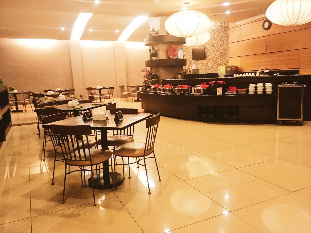 Iloilo Business Hotel Zewnętrze zdjęcie
