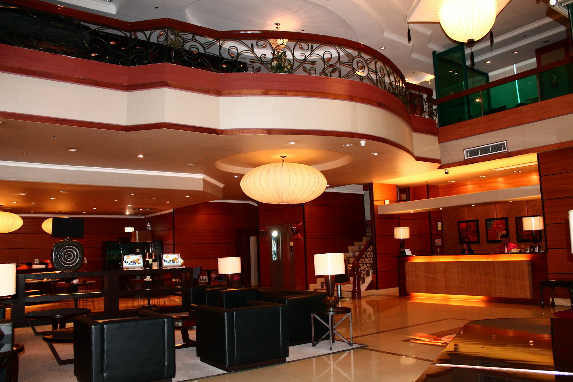 Iloilo Business Hotel Zewnętrze zdjęcie